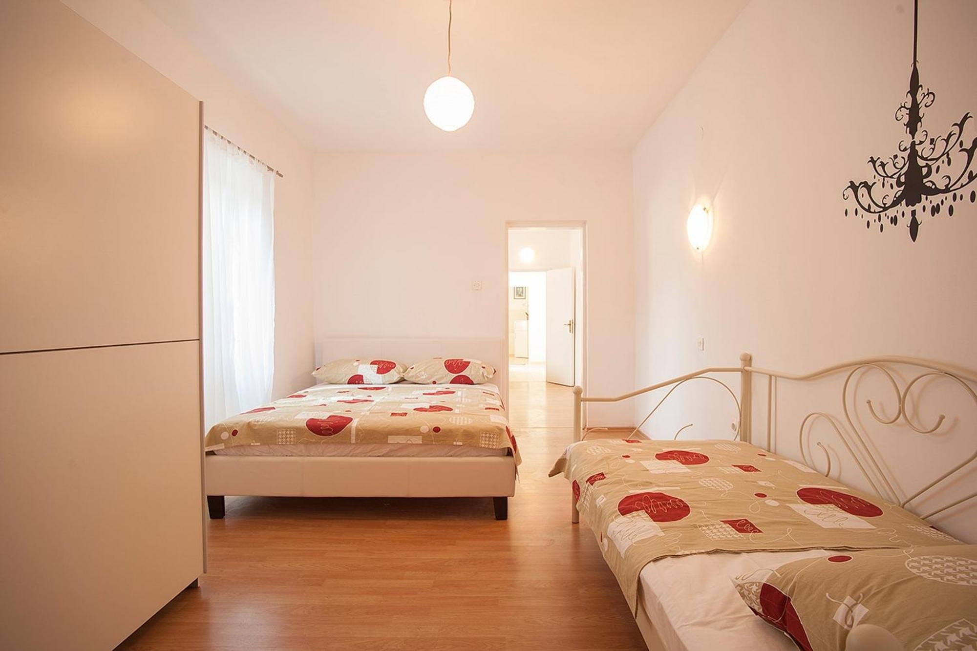 Dalmatian Garden - Free Parking - City Centre Szybenik Zewnętrze zdjęcie